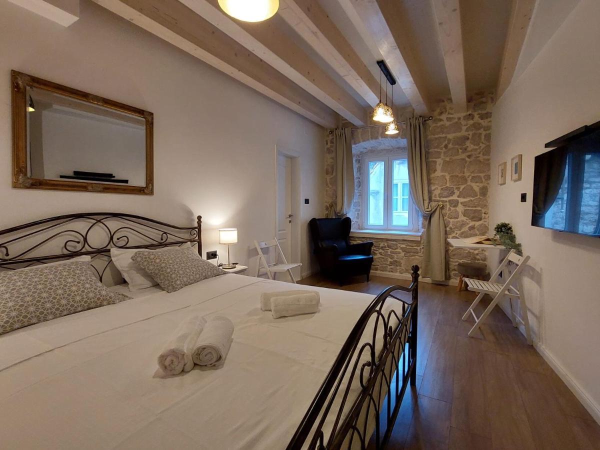 Central Palace Apartment Šibenik Exterior foto